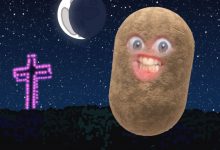 A potatoe with eyes and lips against a nighttime view of the Montreal mountain with purple cross in the background and the moon in the sky